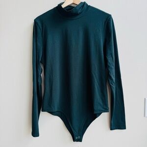 Banana Republic Green Long Sleeve Turtleneck Bodysuit (L)